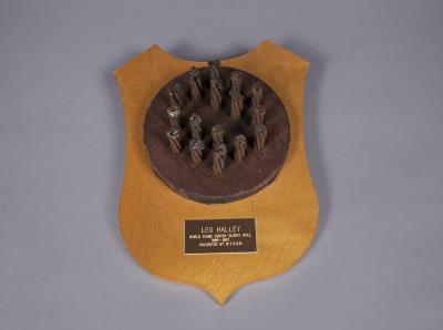 Plaque